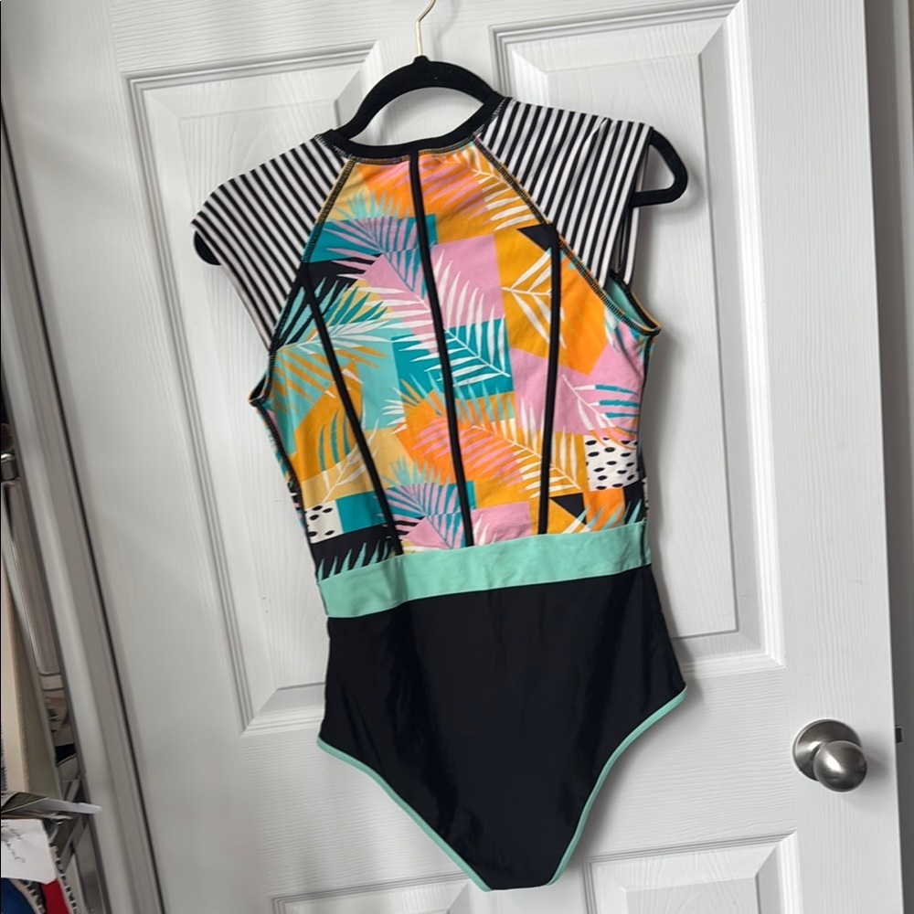 Body Glove Multicolor Tropical One Piece Swimsuit - Picture 5 of 6